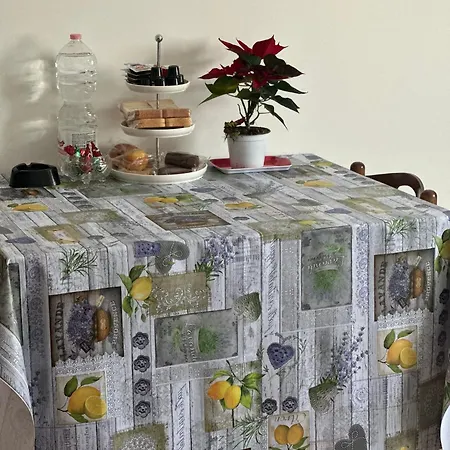 La Casa Di Elvis Ladispoli